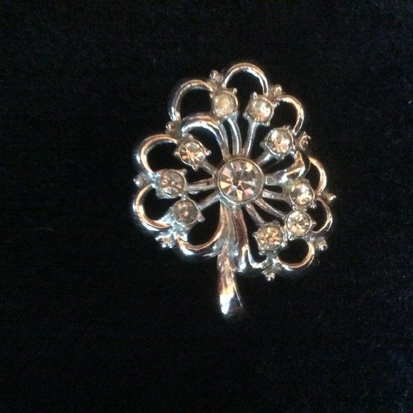 Silver Tone Retro Diamanté Tree Clear Rhinestone EUC Brooch Pin - Picture 1 of 4